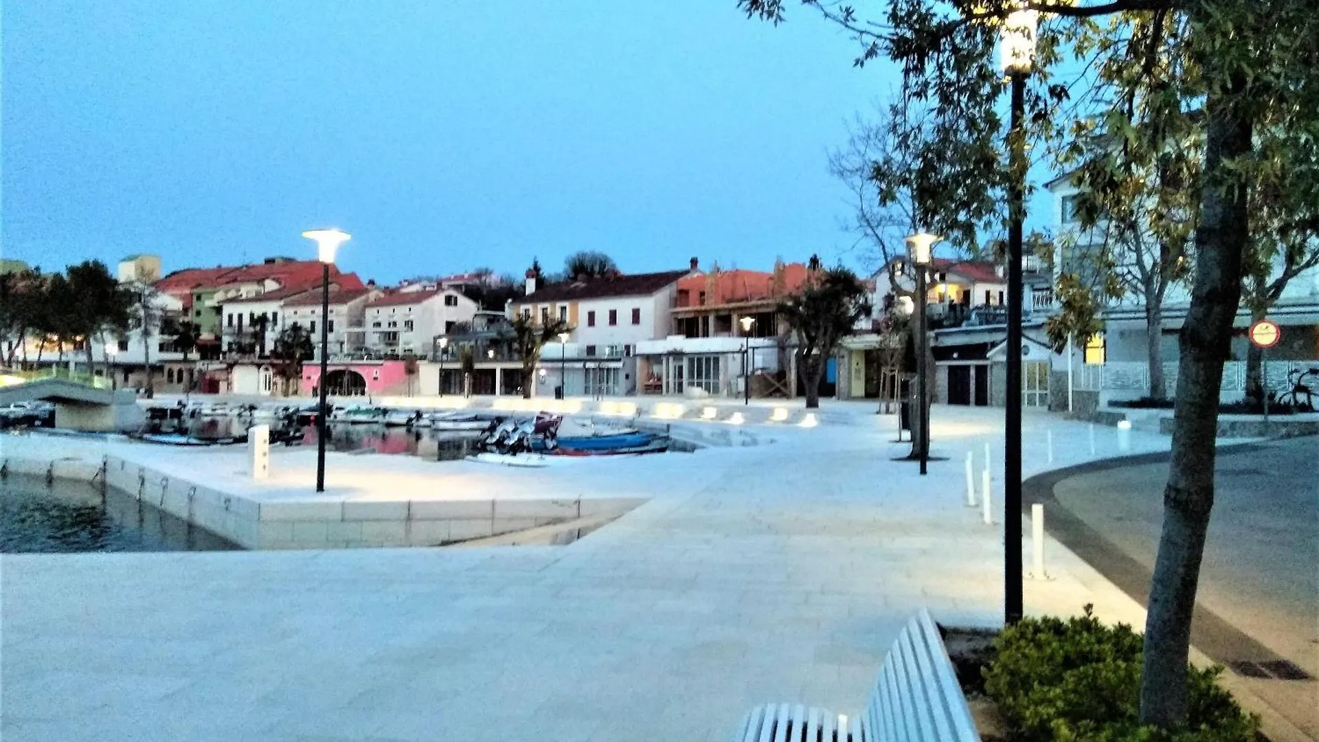 Apartments Martina Studio Njivice Croatia