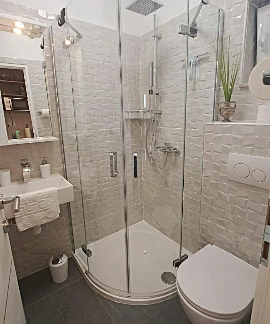 Apartments Martina Studio Njivice