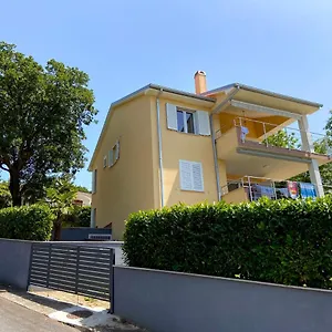  Apartment Rudy Holiday